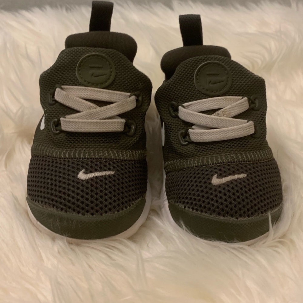 Toddler nikes